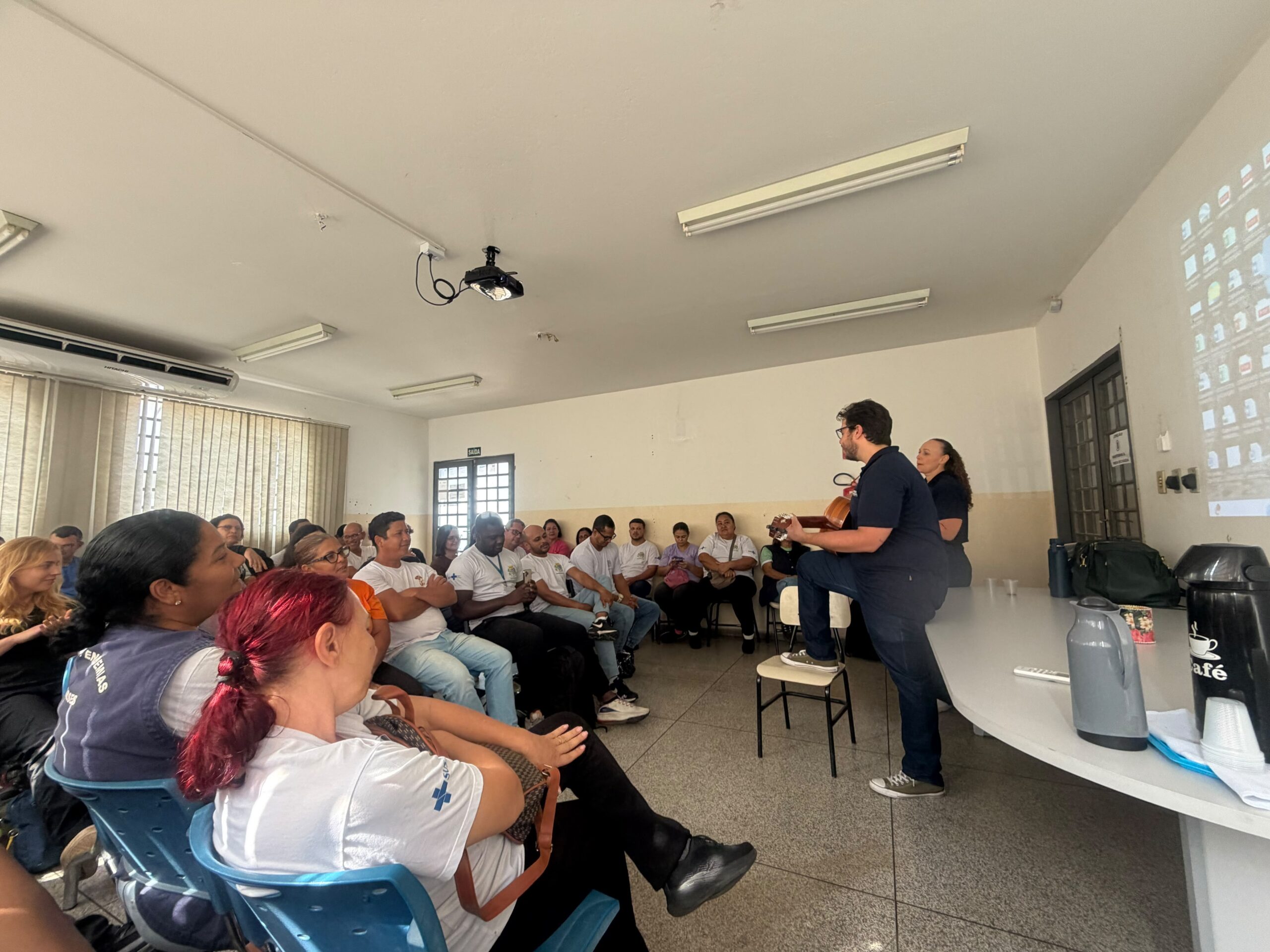 Palestra de valorização à vida